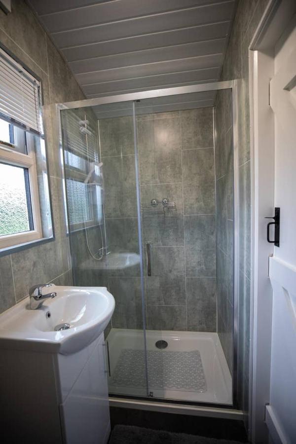 Shepherd Hut Bird Enniskillen, Fermanagh מראה חיצוני תמונה